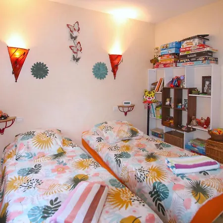 Gorgeous In Holiday home *